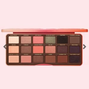 Genuine Too faced sweet peach pallette